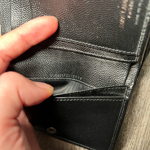 YSL Saint Laurent Cassandra Compact Wallet Black Calfskin Leather Black Hardware - Picture 7 of 15